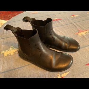 Vivobarefoot Fulham Chelsea Boots 37